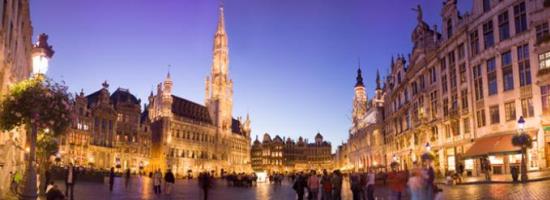transfer from brussels airport to maastricht by taxi limousine minivan minibus coach